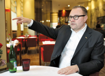 Ukraine should make it easier for business and tourism